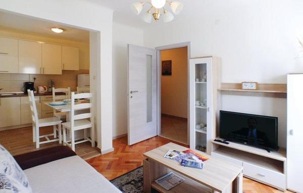 מאקרסקה Apartman Anka מראה חיצוני תמונה